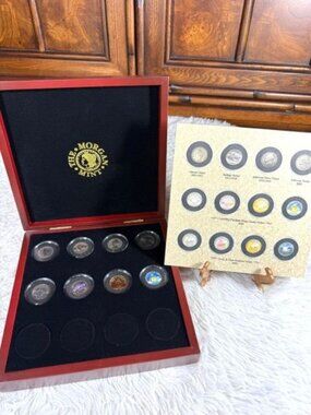 Vintage The Morgan Mint The Ultimate Nickel Collection Wood Case + 8 Nickels